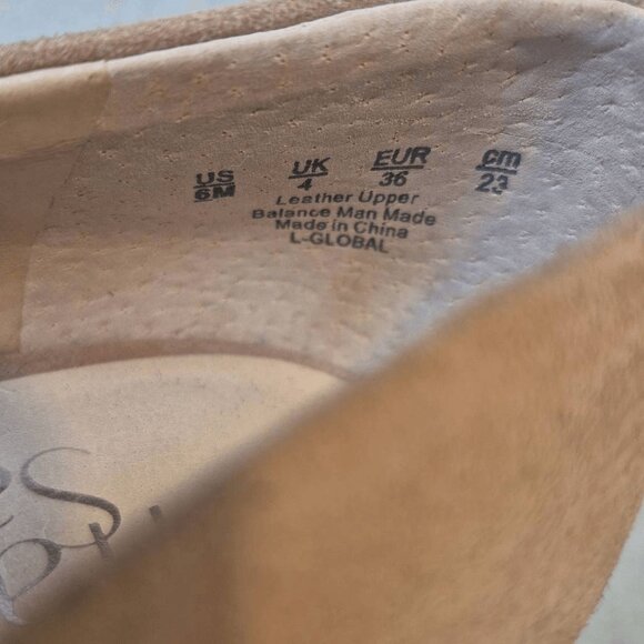 Franco Sarto Women’s Global Suede Low Heel Pump Tan - Picture 3 of 8